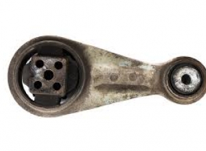 Dấu hiệu nhận biết chân máy ô tô bị hỏng