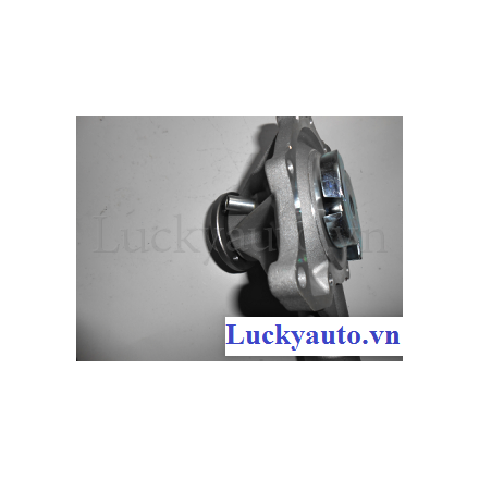 Bơm nước xe Mercedes C200 Kompressor 
