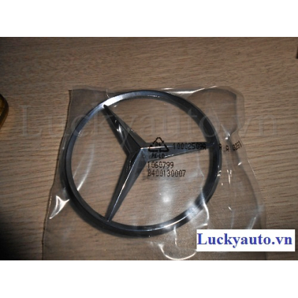 Logo sau mặt ga lăng xe Mercedes C180 w203